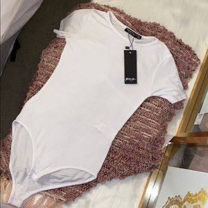 Short sleeve bodysuit